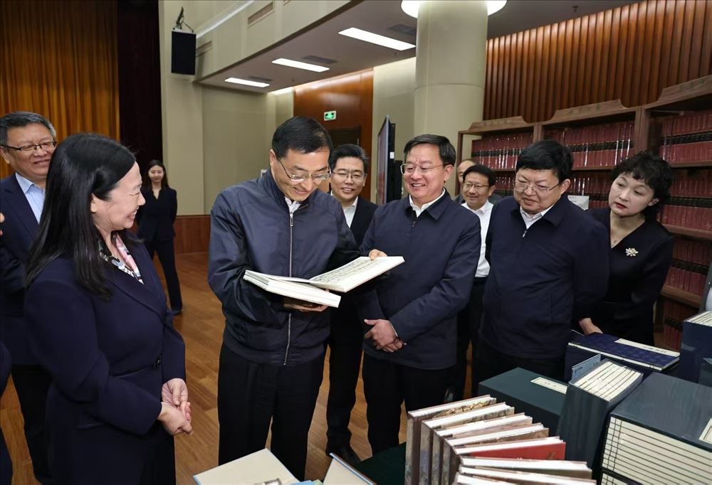 山东省委常委、济南市委书记刘强调研尊龙凯时集团